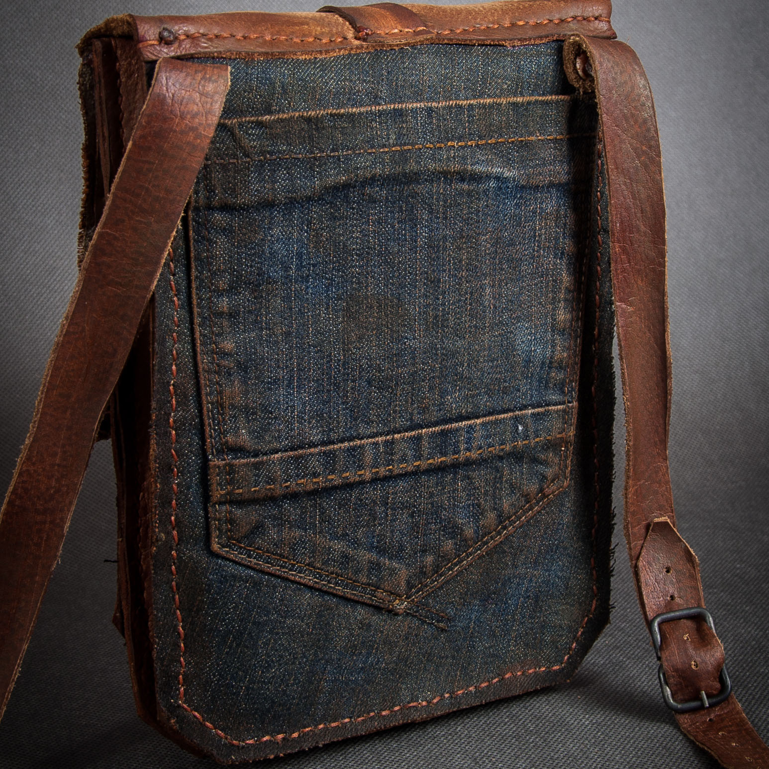 bag-car-belt-jeans-leather-shoulderstrap