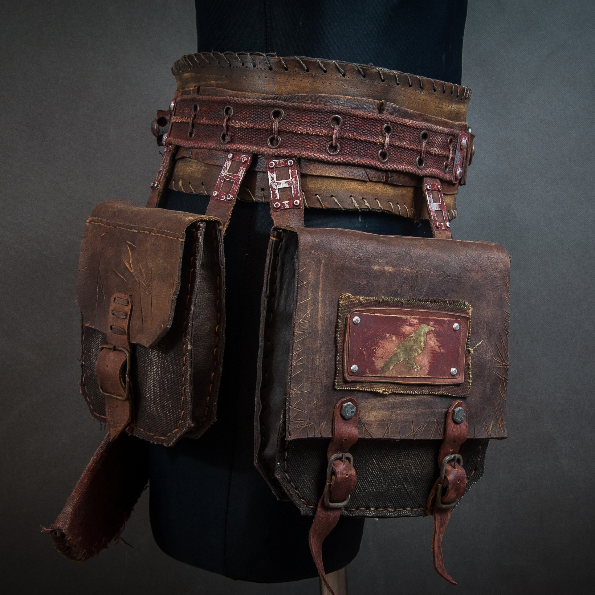 two-bags-belt-machete