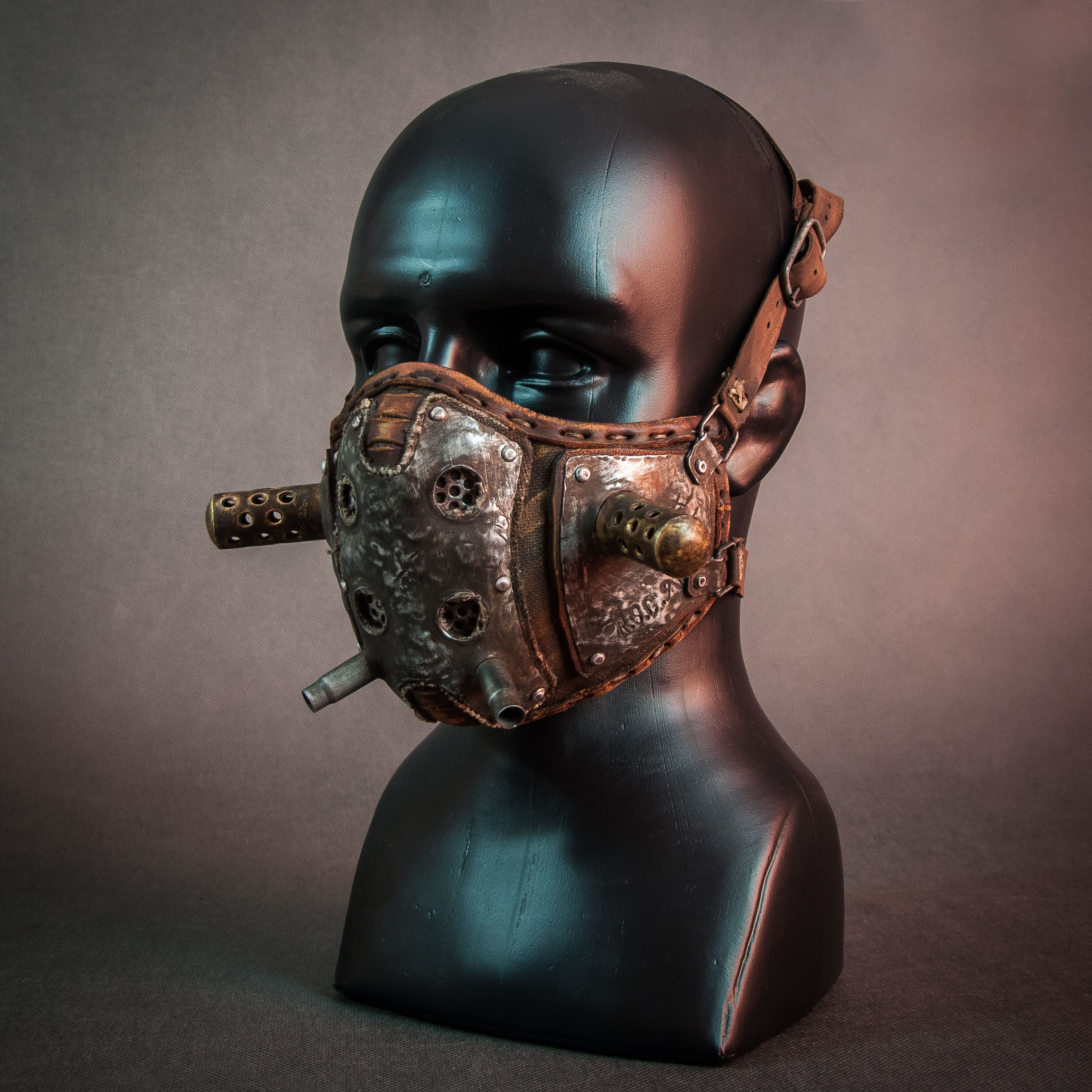 steel-postapocalytpic-leather-brass-filters-mask